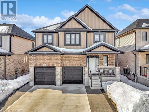 909 DUNNIGAN Court Kitchener ON N2B3J7