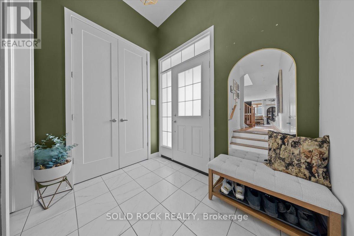 255 TRAILSEDGE WAY