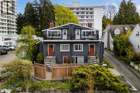 239 St. Andrews St Victoria BC V8V2N1
