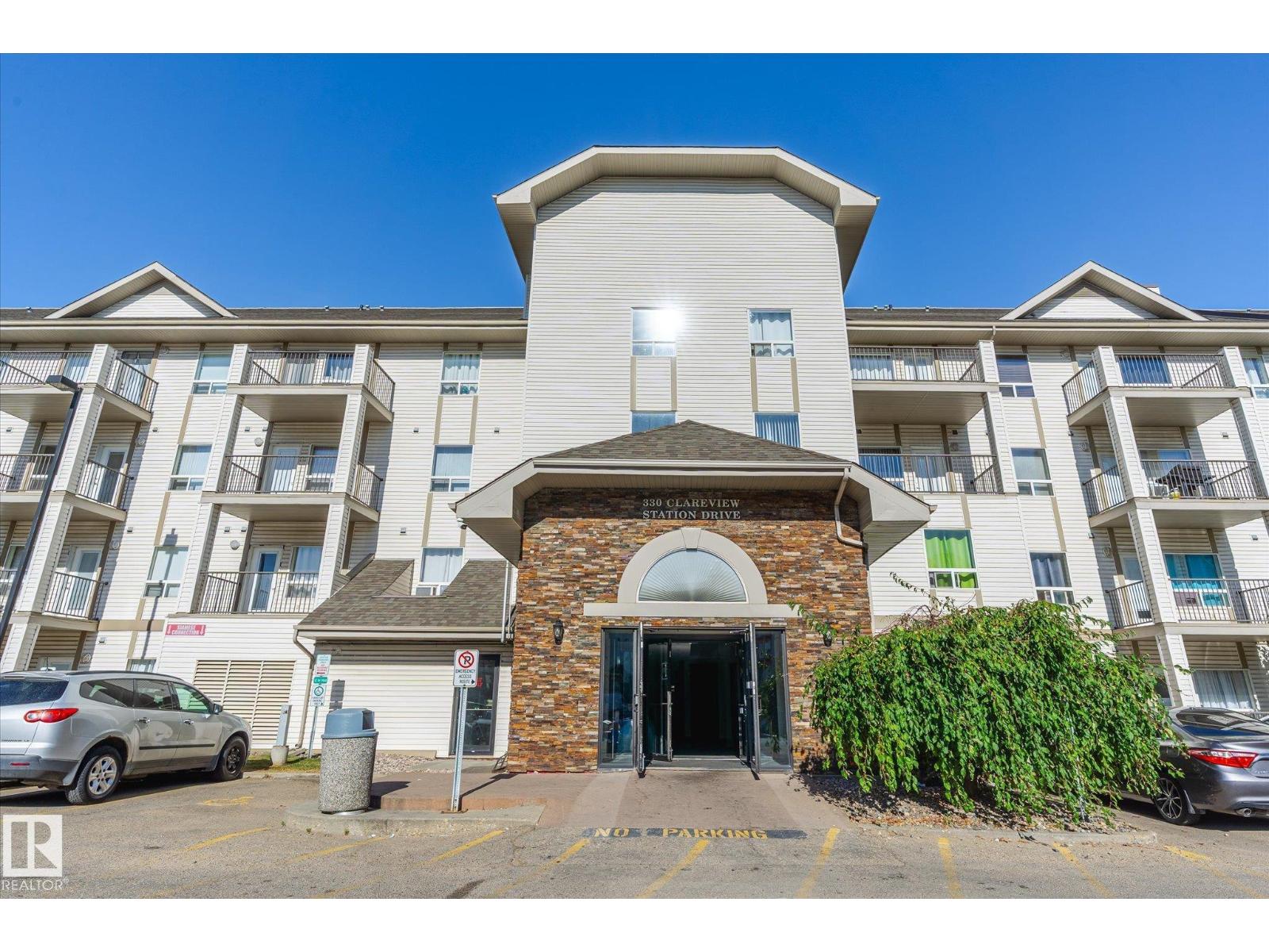 #1302 330 CLAREVIEW STATION DR NW