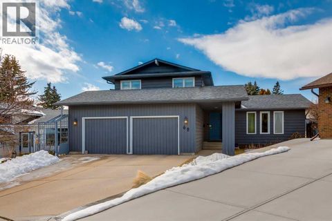 68 Silver Ridge Court NW Calgary AB T3B4V5
