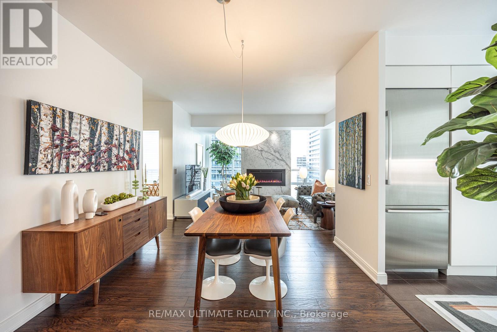 1403 - 88 BROADWAY AVENUE