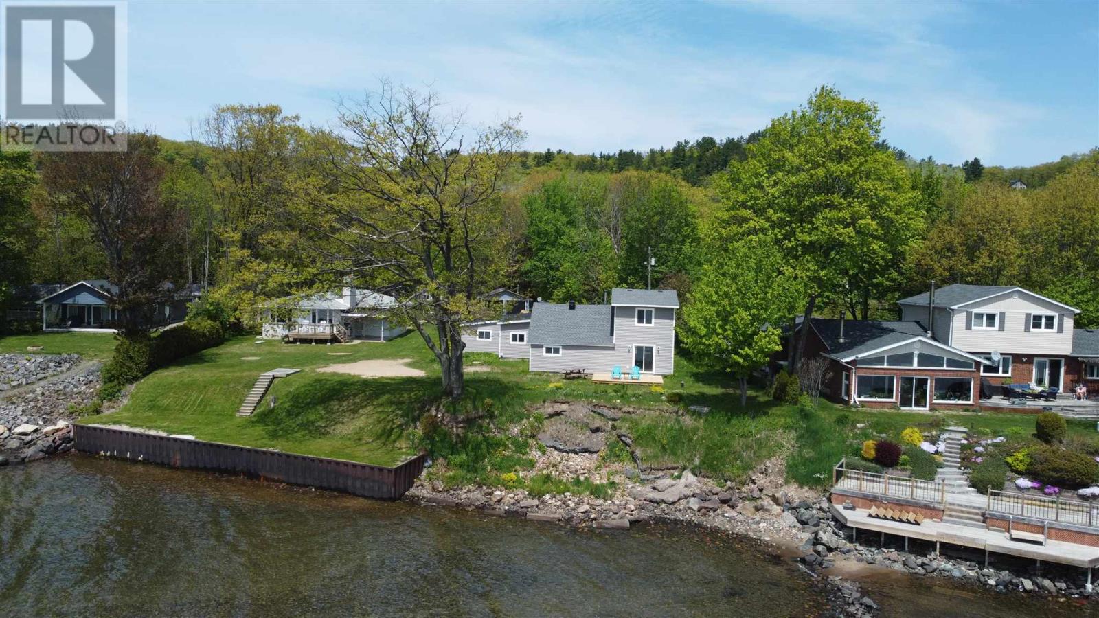 44 Pinder DR