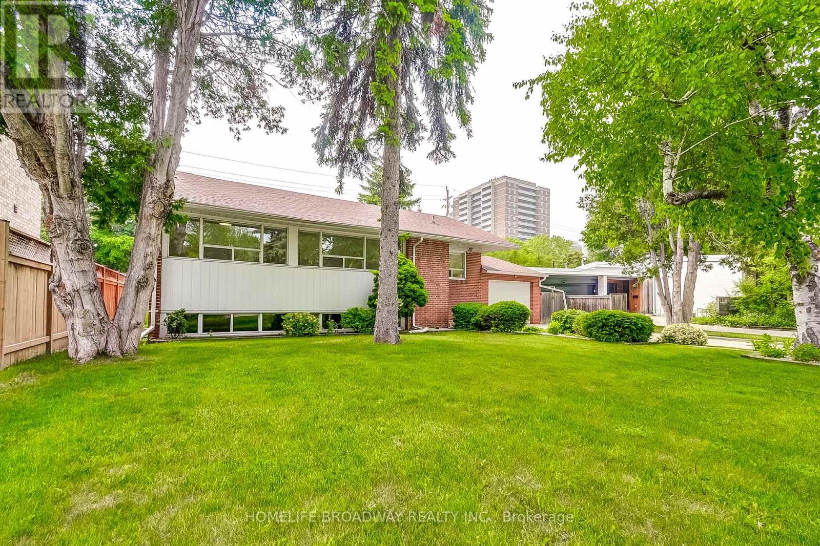 45 HURLINGHAM CRESCENT