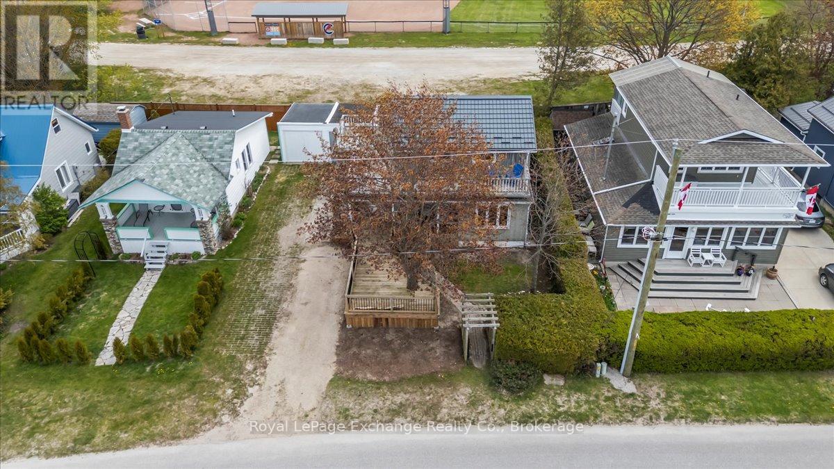 1005 SAUGEEN STREET