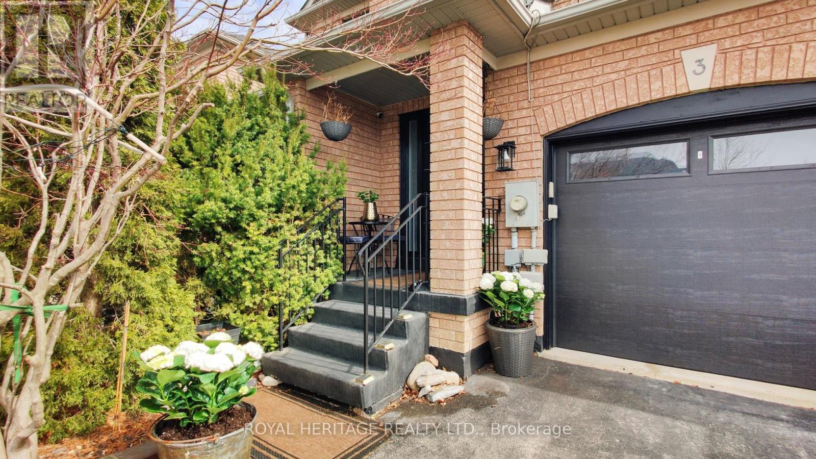 3 FRANK JOHNSTON ROAD