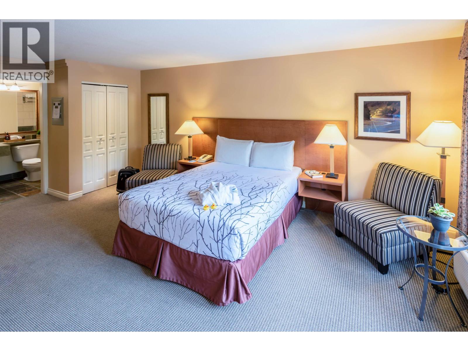 324 1490 PORTAGE ROAD