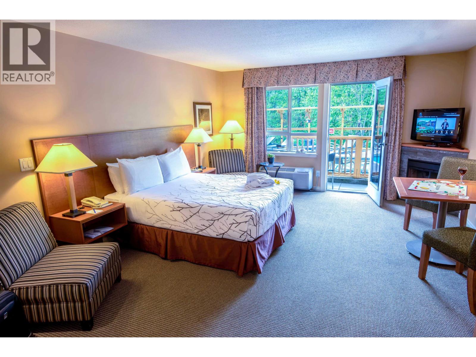 324 1490 PORTAGE ROAD