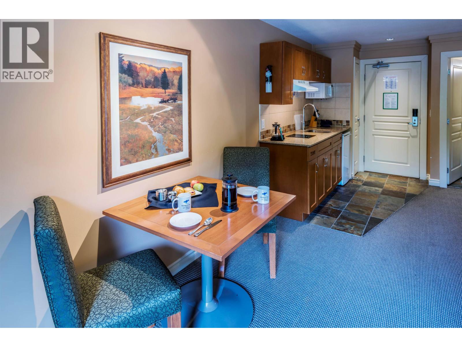 324 1490 PORTAGE ROAD