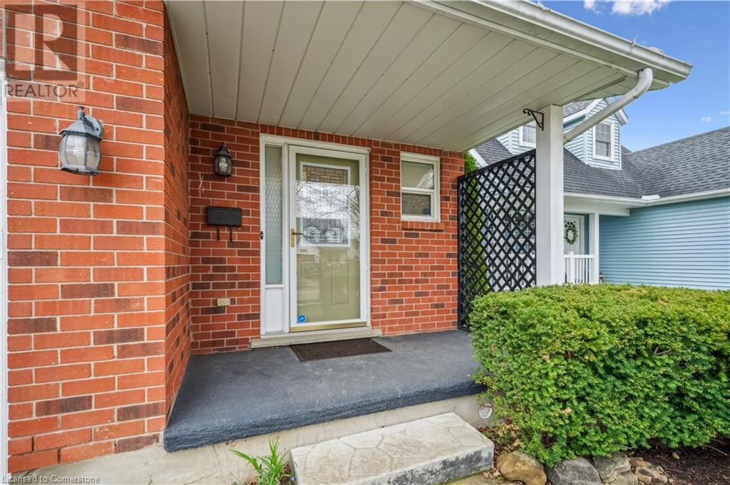 317 BUSHVIEW Crescent