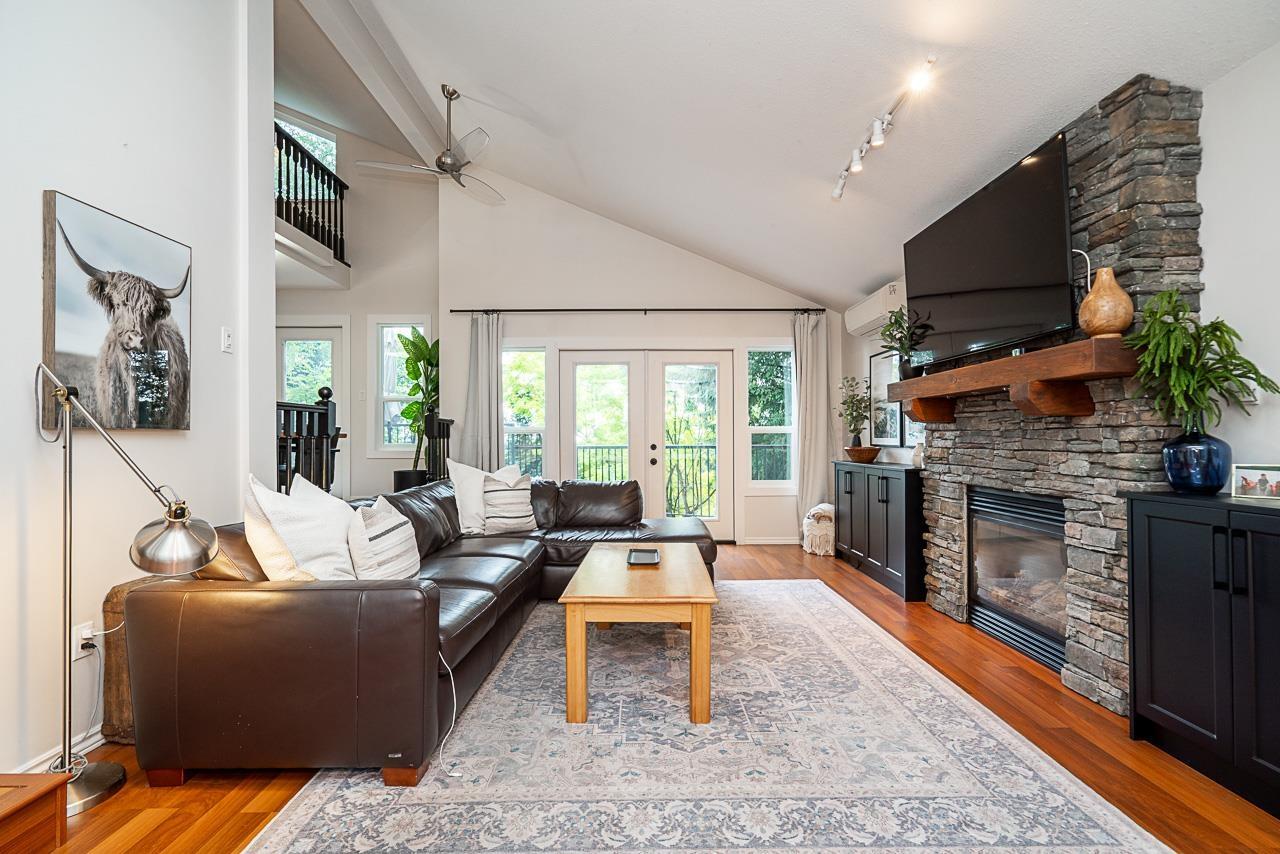 2724 ST. MORITZ WAY