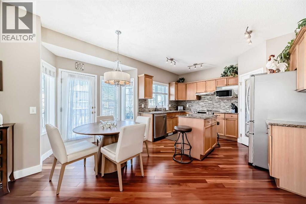 232 Coral Keys Place NE