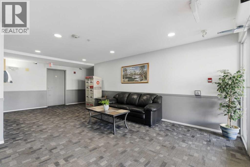 4112, 1620 70 Street SE