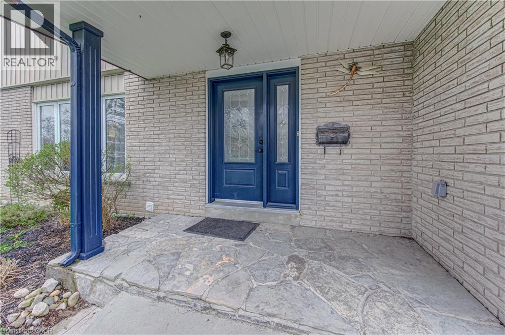 376 WILLOW Street