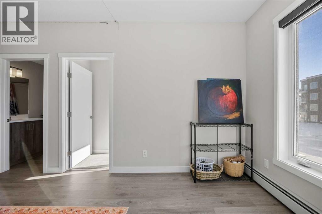 210, 660 Shawnee Square SW