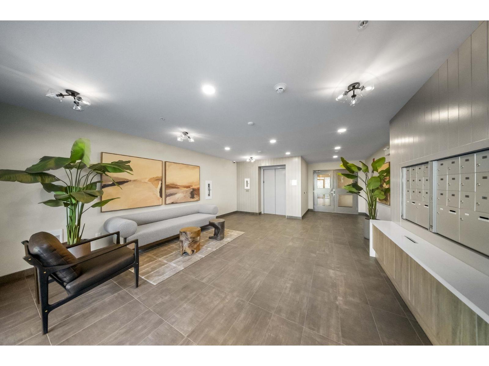 211 33920 BEST AVENUE