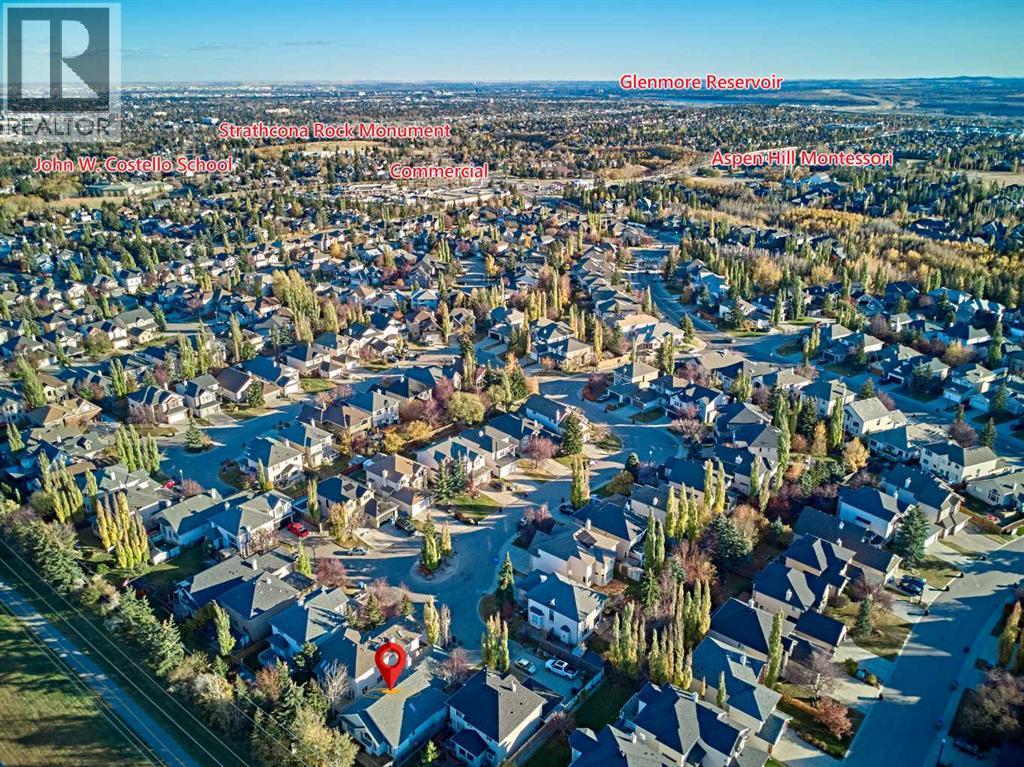 250 Strathridge Place SW