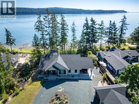 176 Baynes Dr Fanny Bay BC V0R1W0