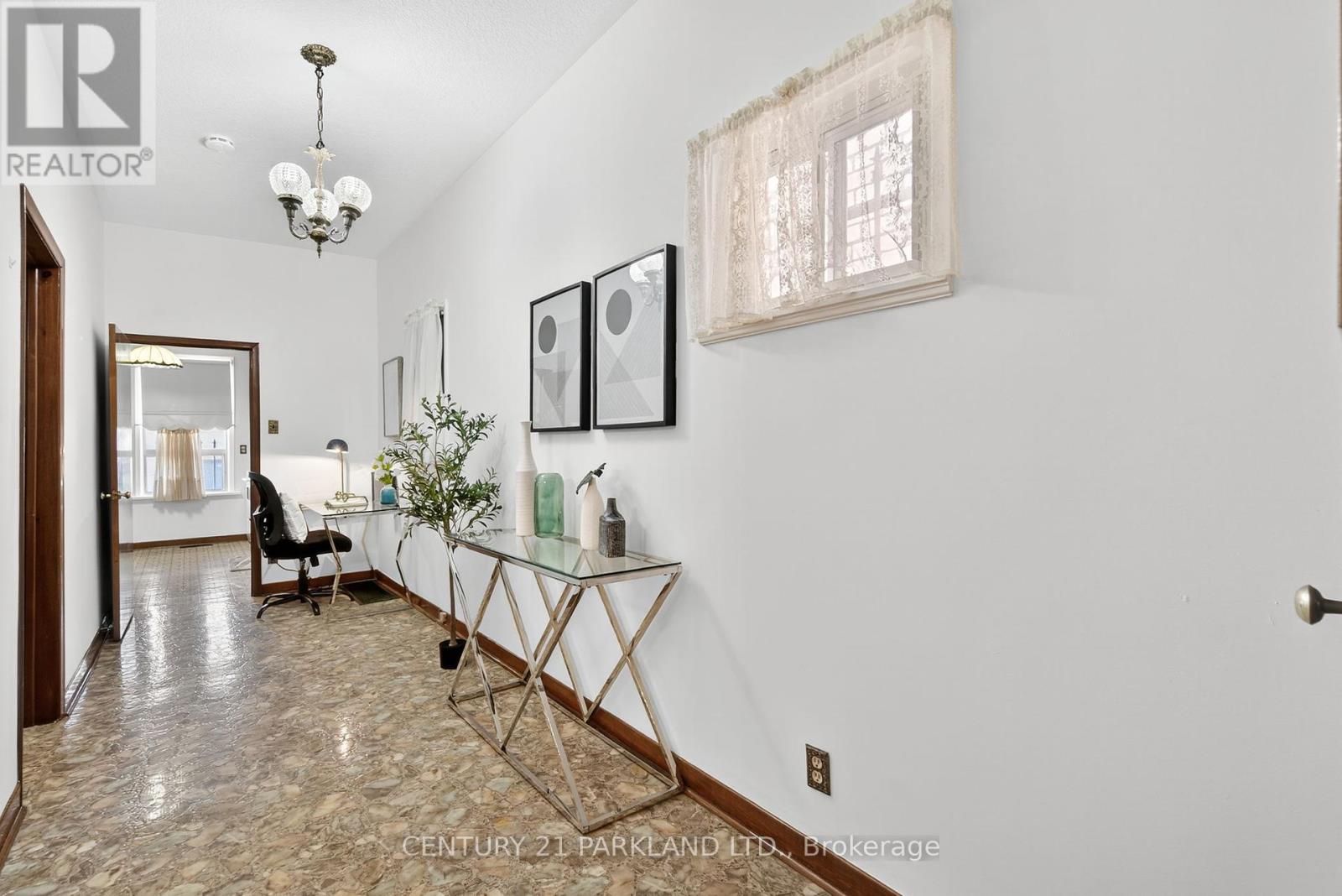 122 GREENLAW AVENUE