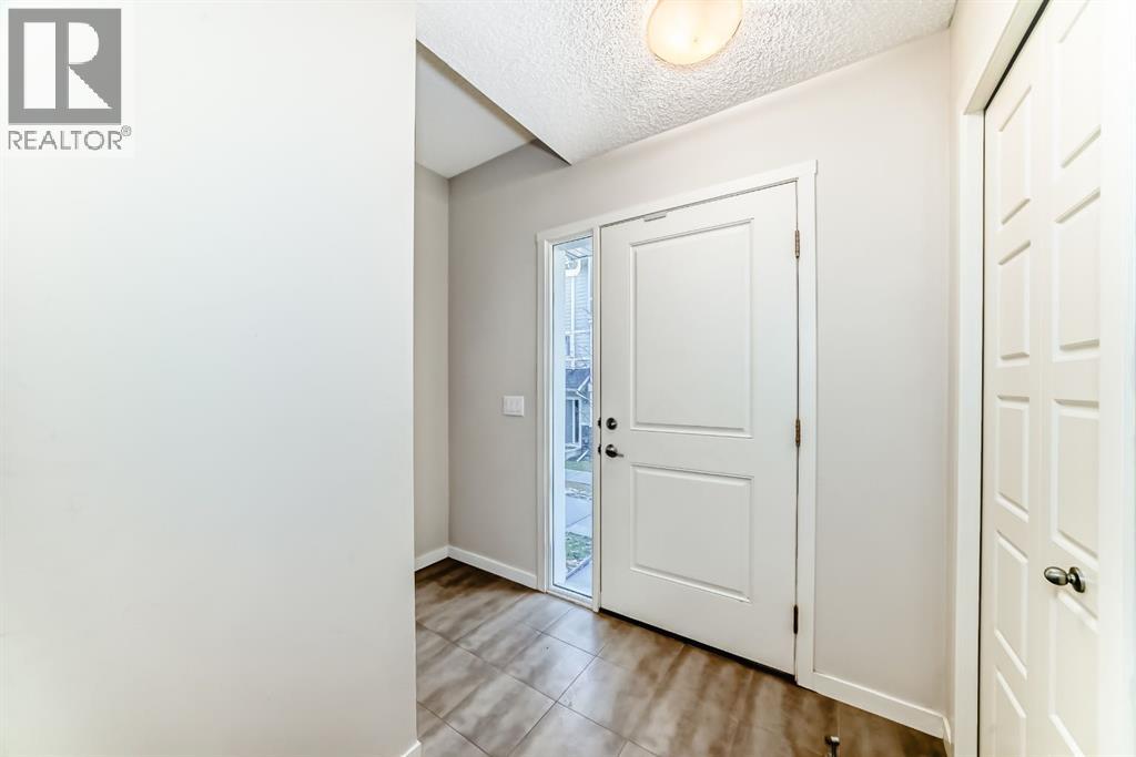 409 NOLANLAKE Villas NW