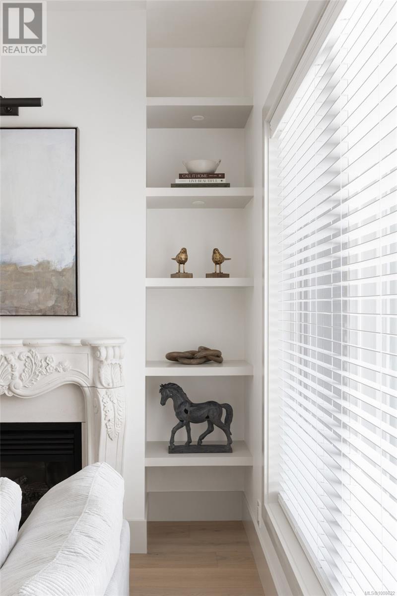 403 1335 Bear Mountain Pkwy