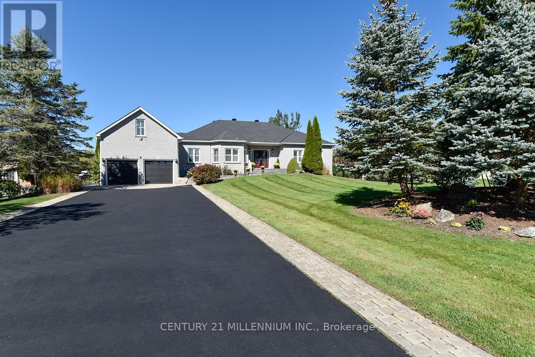 8 CASTLEWOOD COURT