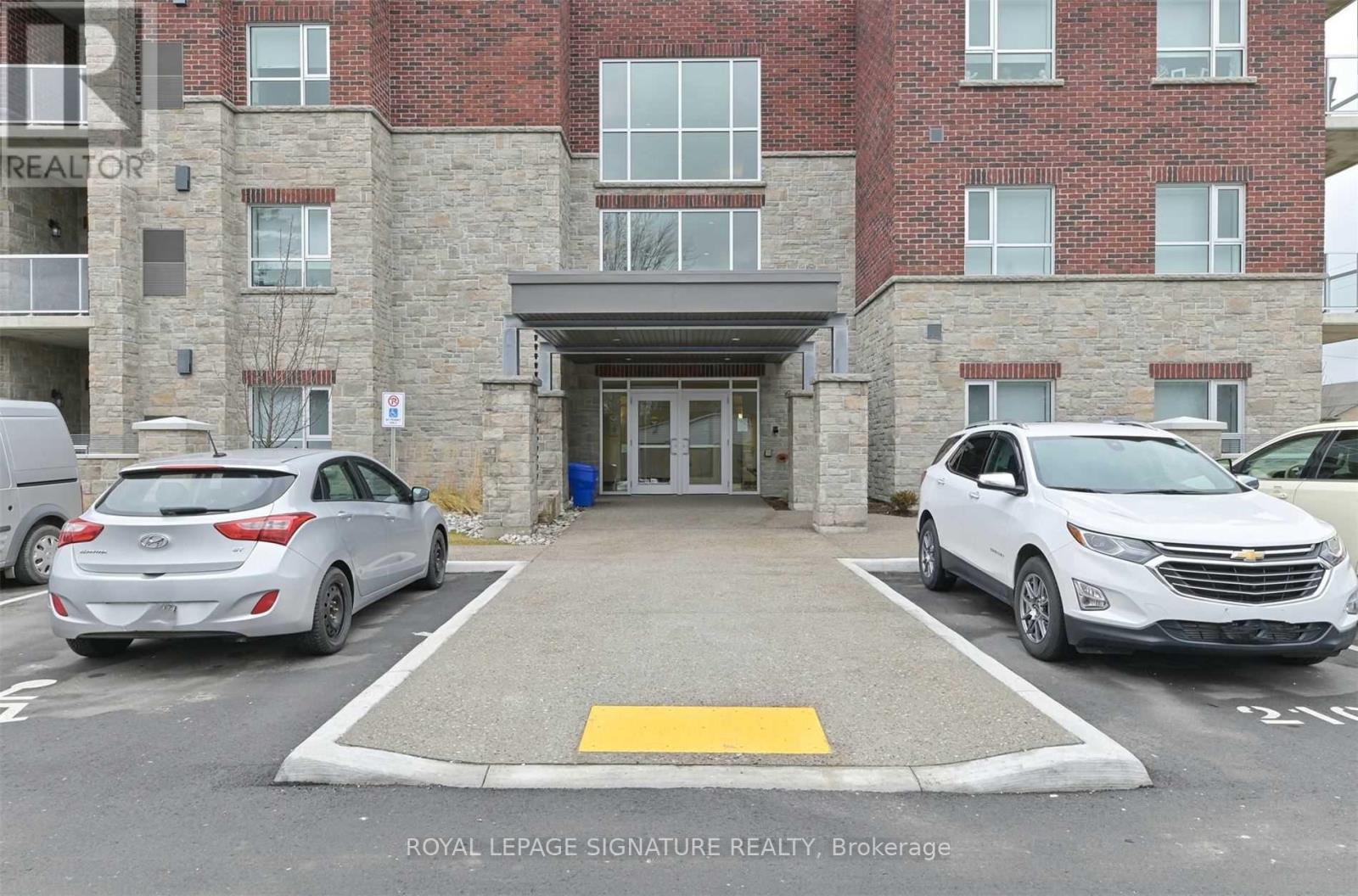 208 - 529 SOUTH PELHAM ROAD