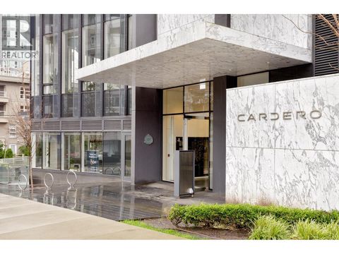 1201 620 CARDERO STREET Vancouver BC V6G0C7