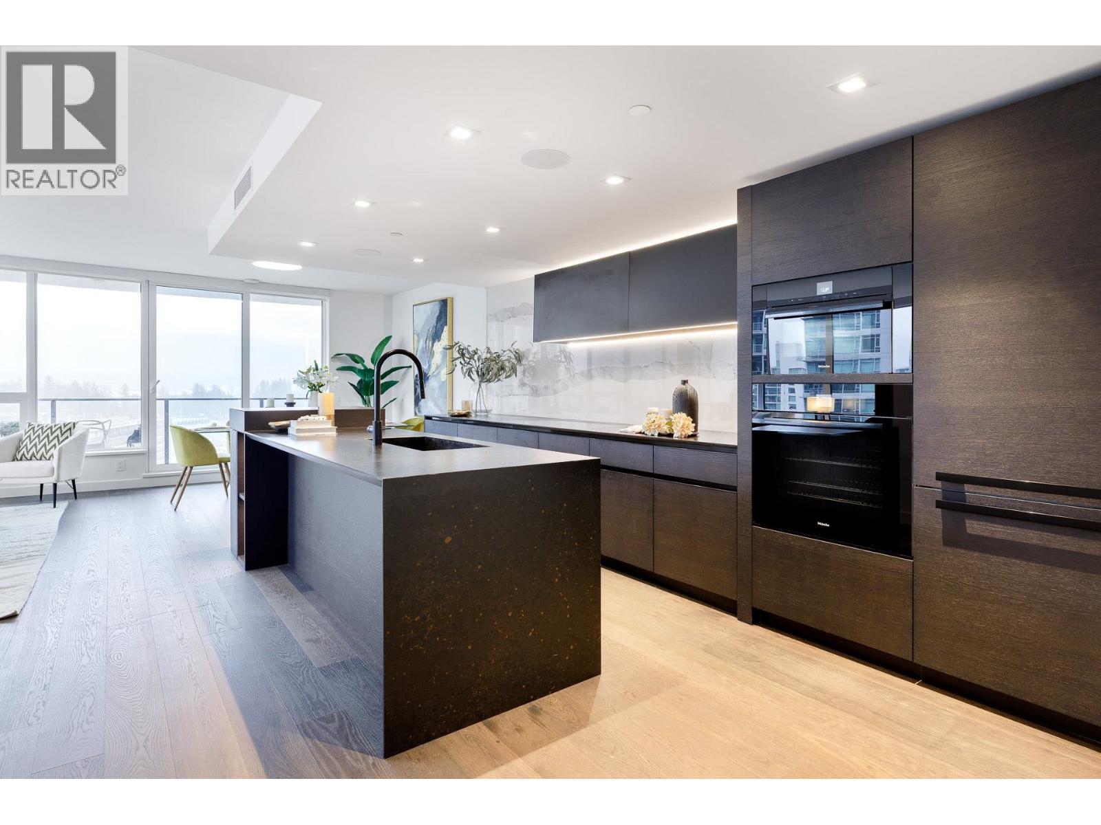 1201 620 CARDERO STREET