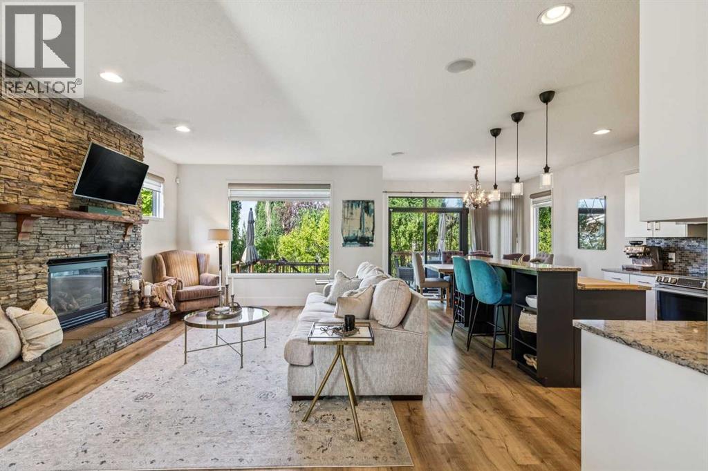 135 Tuscany Ravine Road NW