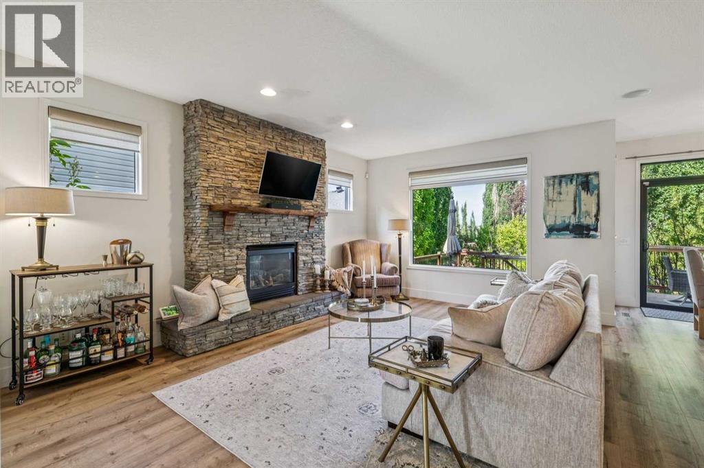 135 Tuscany Ravine Road NW