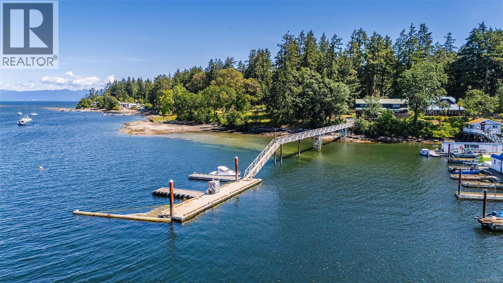 Photo 1 of 90 — 10 Pirates Lane, Protection Island, BC V9R6R1