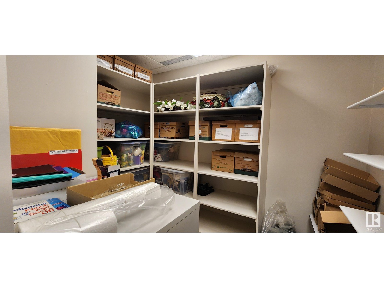 #33 6726 75 ST NW