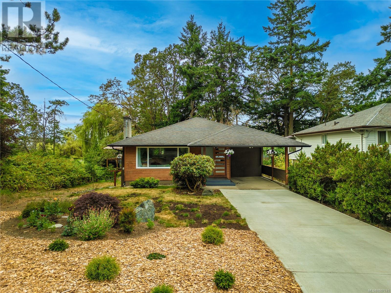 1299 Camrose Cres