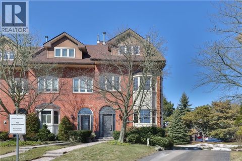 63 TRADEWIND Drive Oakville ON L6L6K8