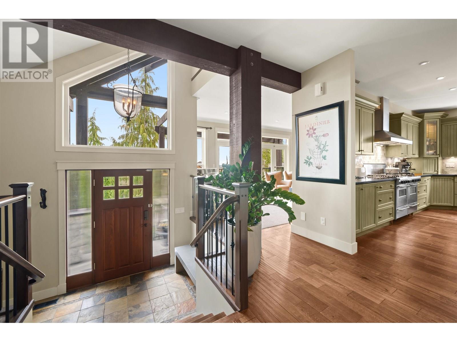 2867 MCLAREN COURT