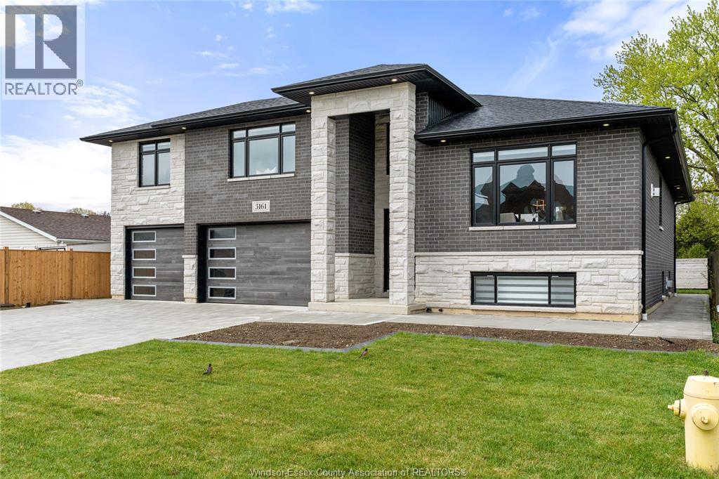 3161 MCROBBIE