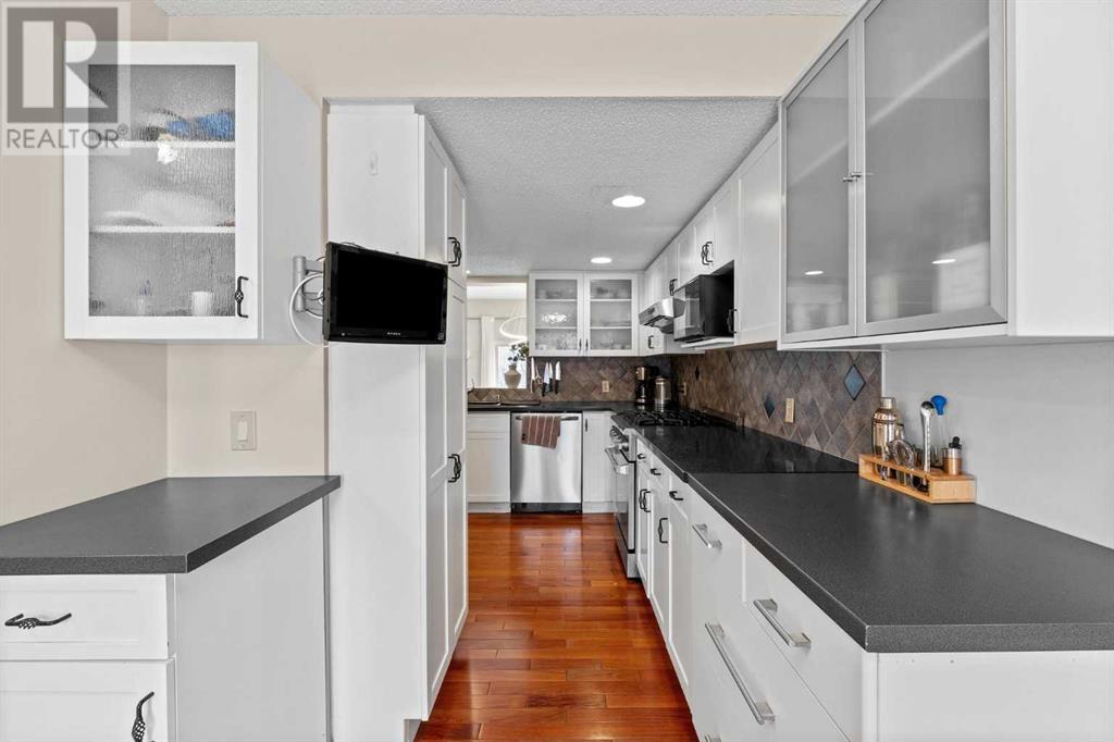 22, 5810 Patina Drive SE