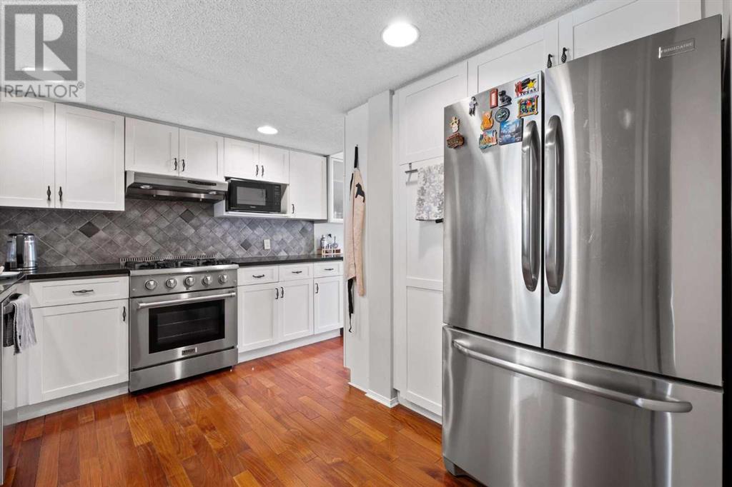 22, 5810 Patina Drive SE