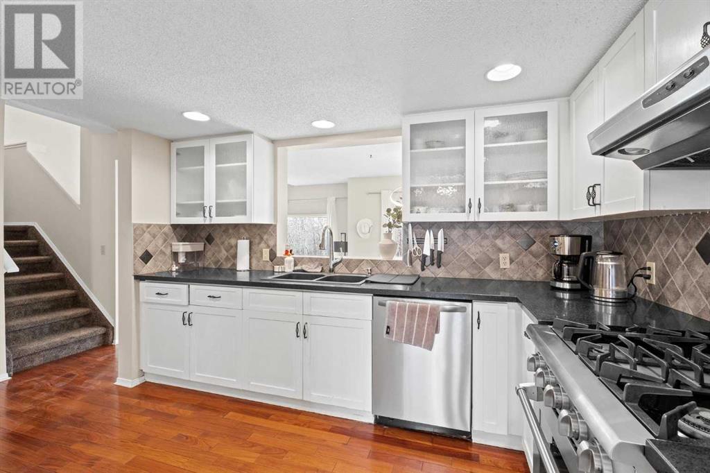 22, 5810 Patina Drive SE