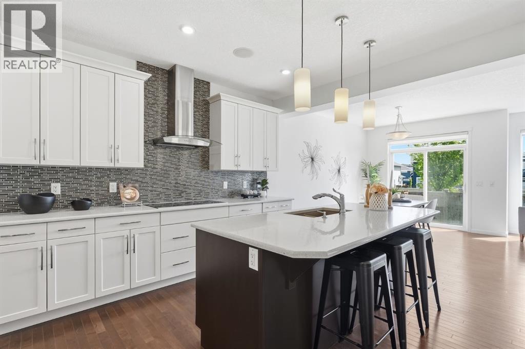 108 Evansborough Crescent NW