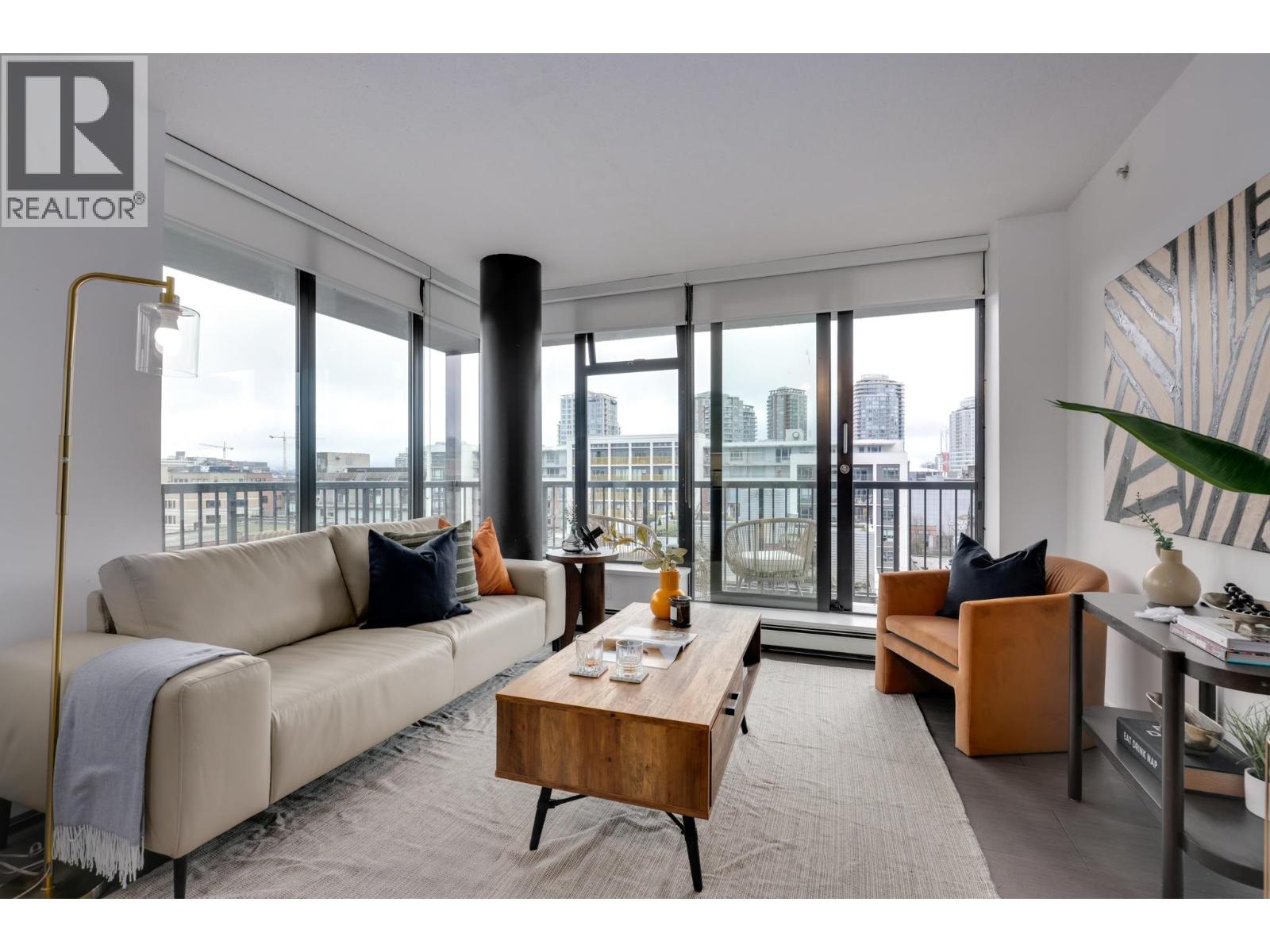 1102 66 W CORDOVA STREET