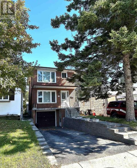 11 FORTY FIRST STREET Toronto (Long Branch) ON M8W3N4