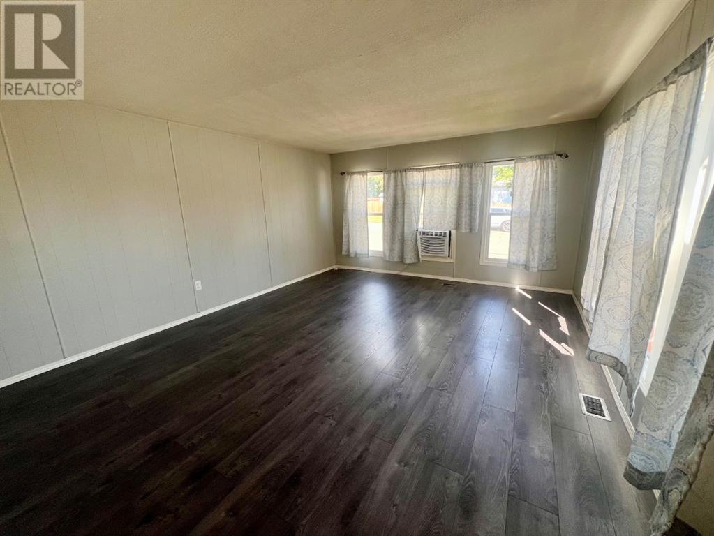 #826, 6834 59 Avenue