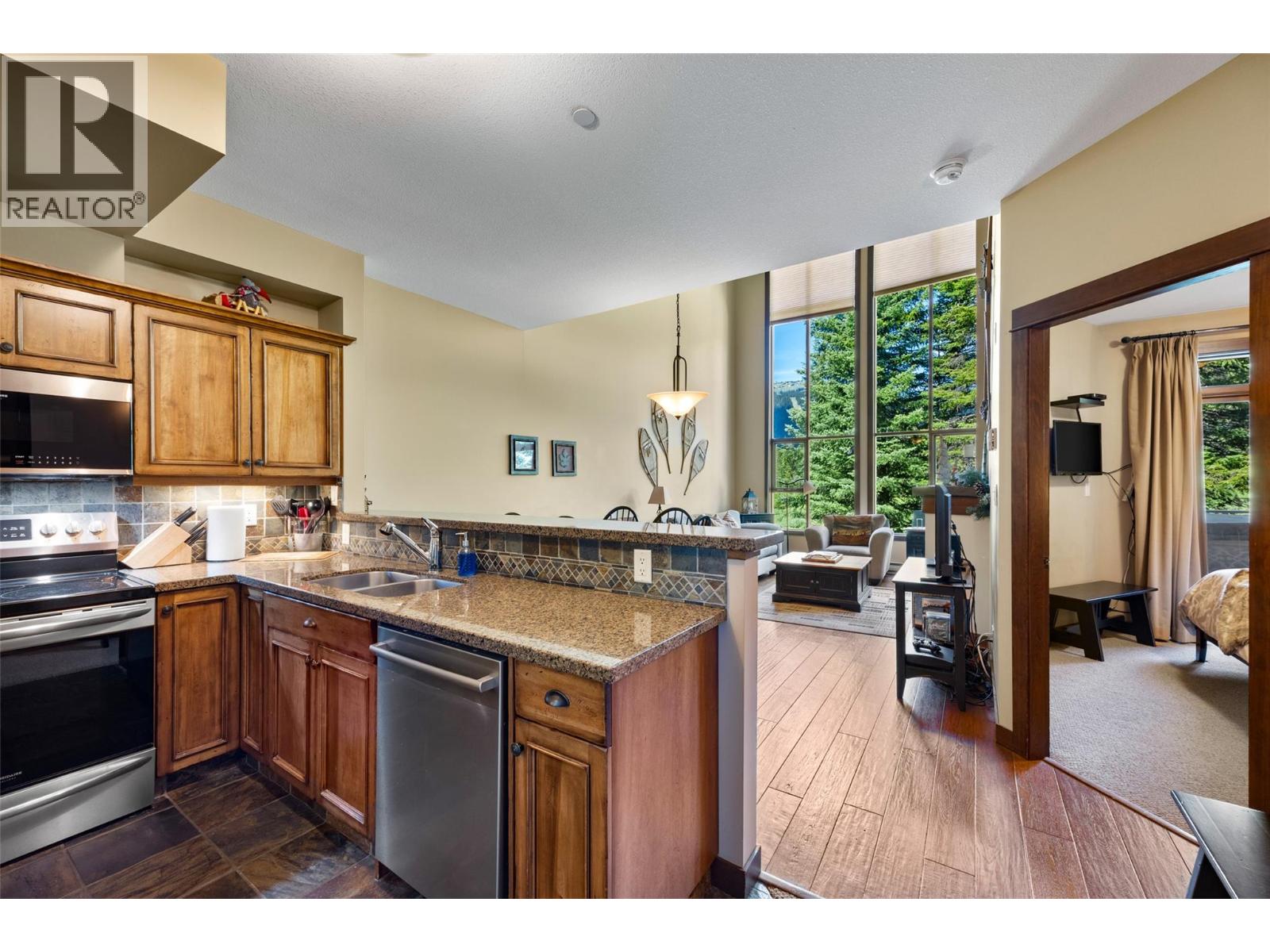 5005 Valley Drive Unit# 16