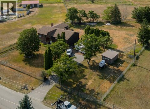 181 Carr Crescent Oliver BC V0H1T5