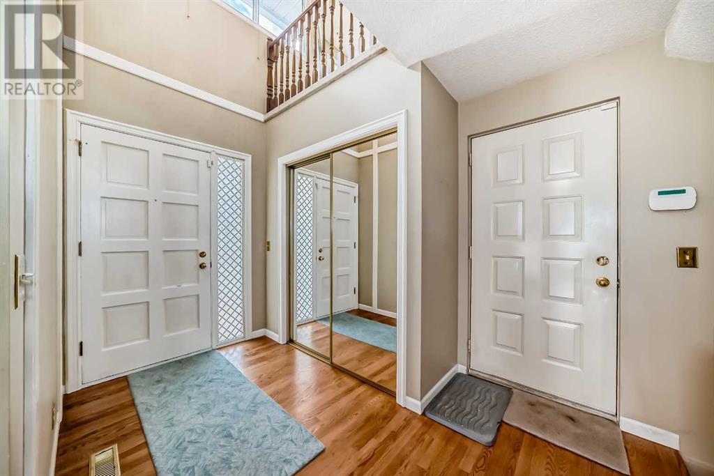 23, 275 Woodridge Drive SW