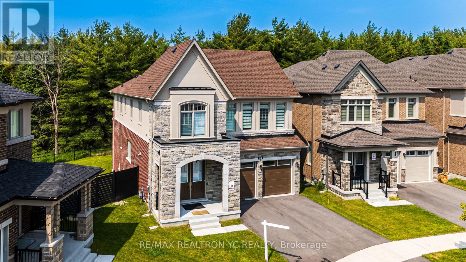 216 SIKURA CIRCLE