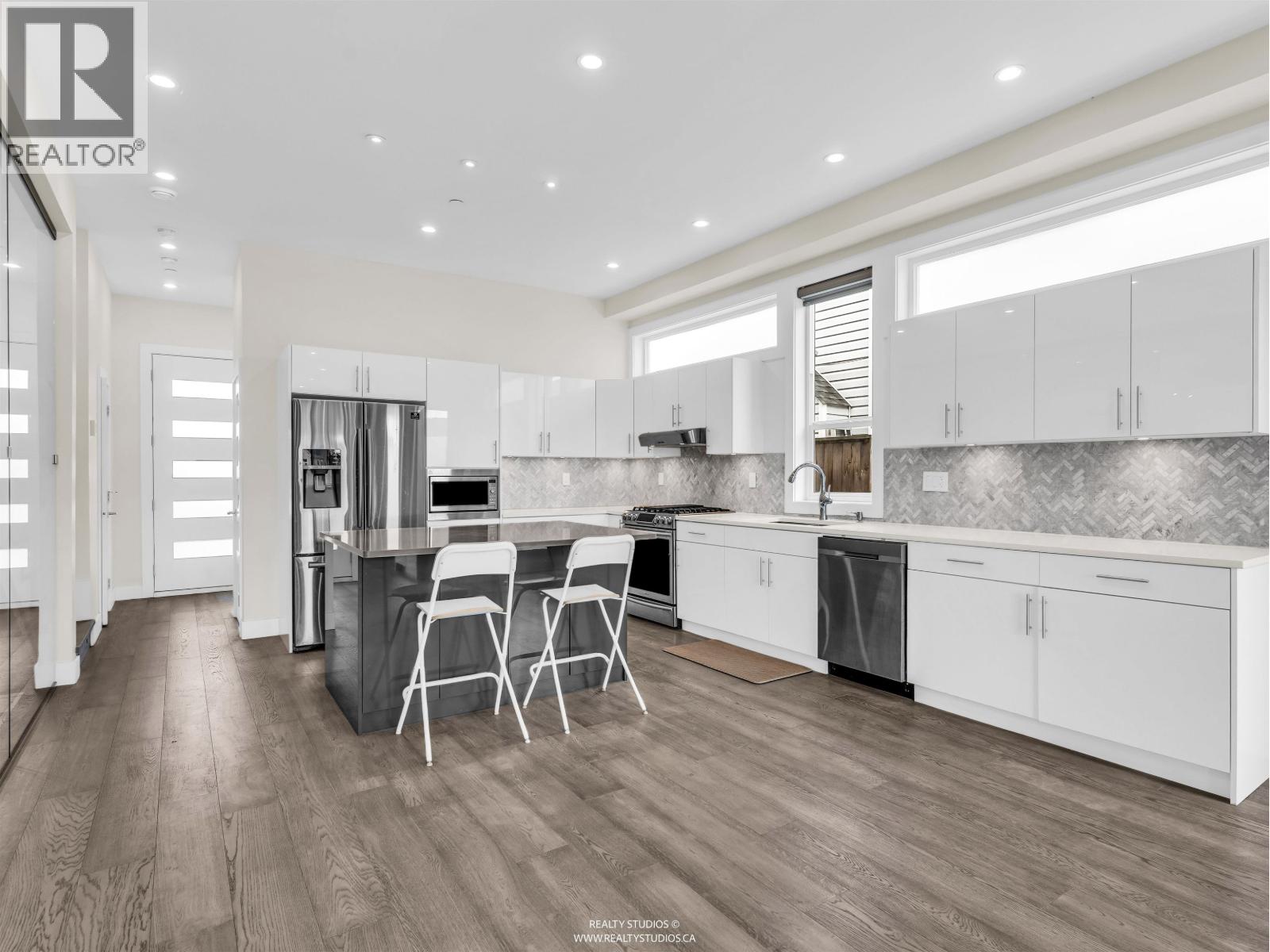 409 W KEITH ROAD