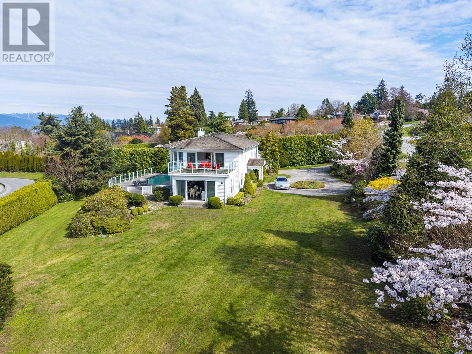 1416 WESBROOK CRESCENT
